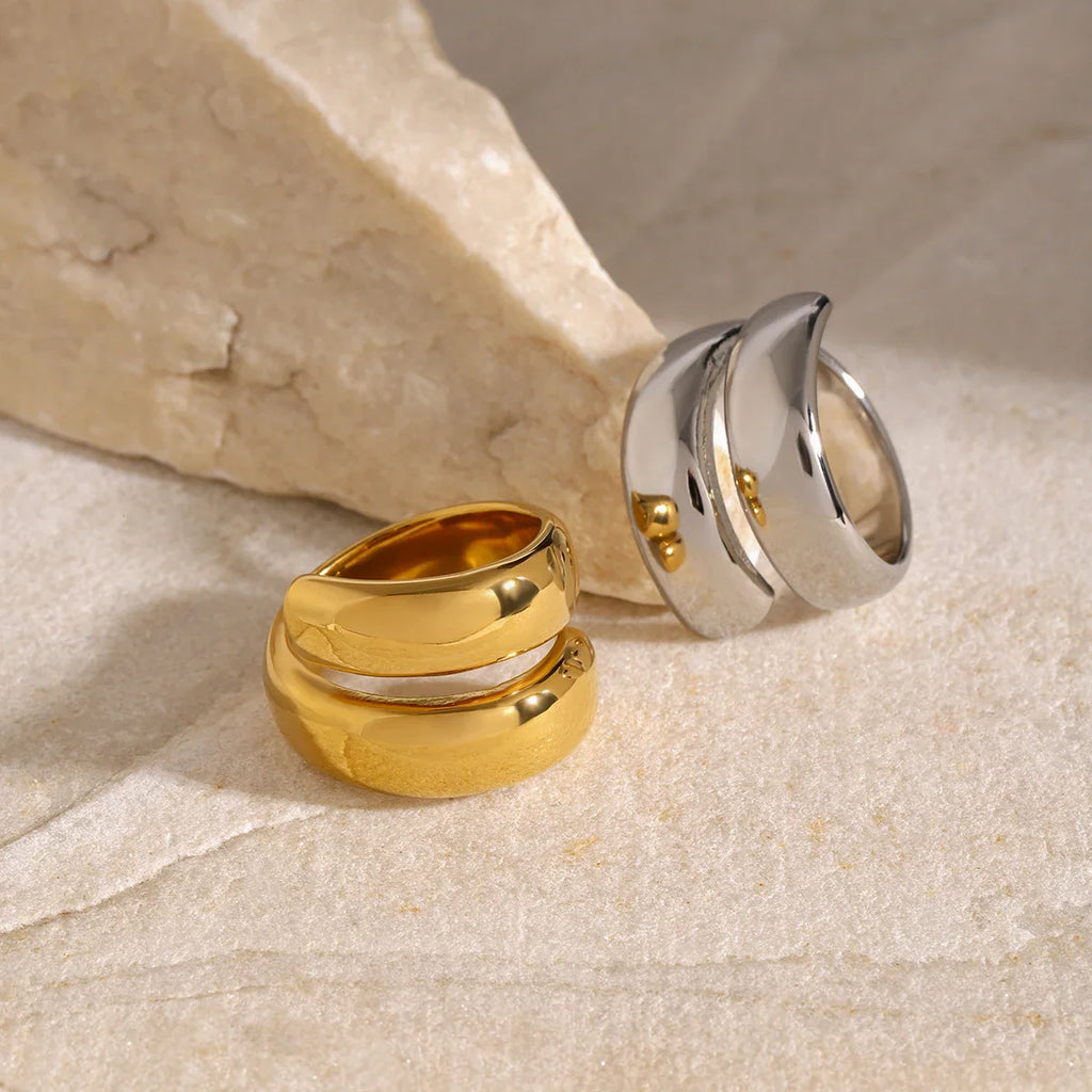 18k Modern Wrap Around Flat Ring