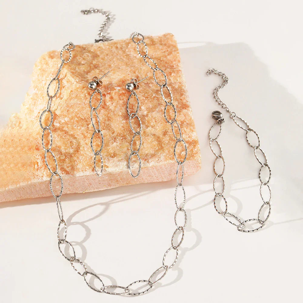 Geometric Paperclip Oval Necklace, Bracelet, Earring Set