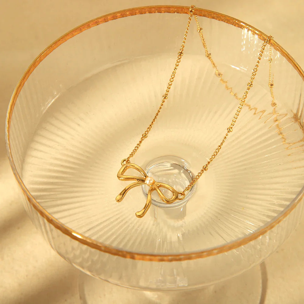 18k Feminine Bow Herringbone & Dainty Pearl Necklace