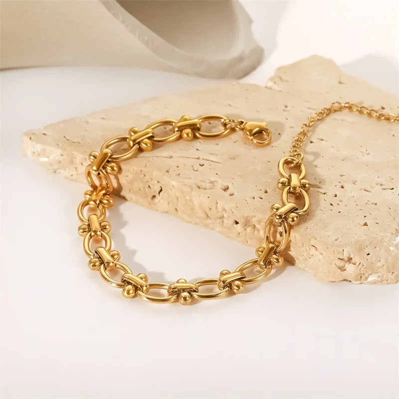 Dainty Oval Accented Bracelet