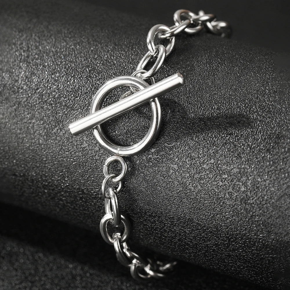 Classy Paperclip Circle Bar Clasp Bracelet