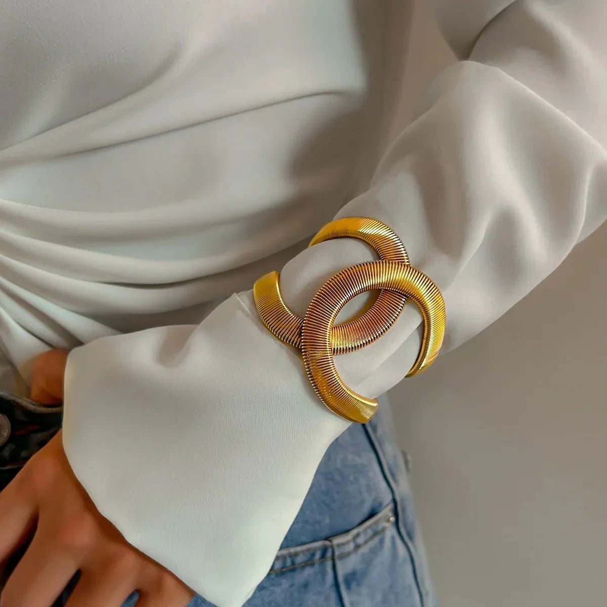Chunky Spiral Cuff Bracelet - Aryomi