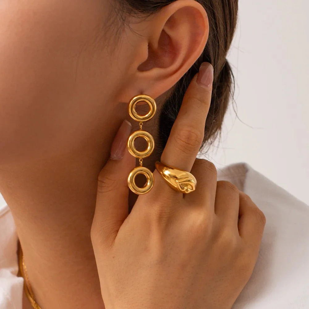 Classy O Rings Drop Earrings - Aryomi