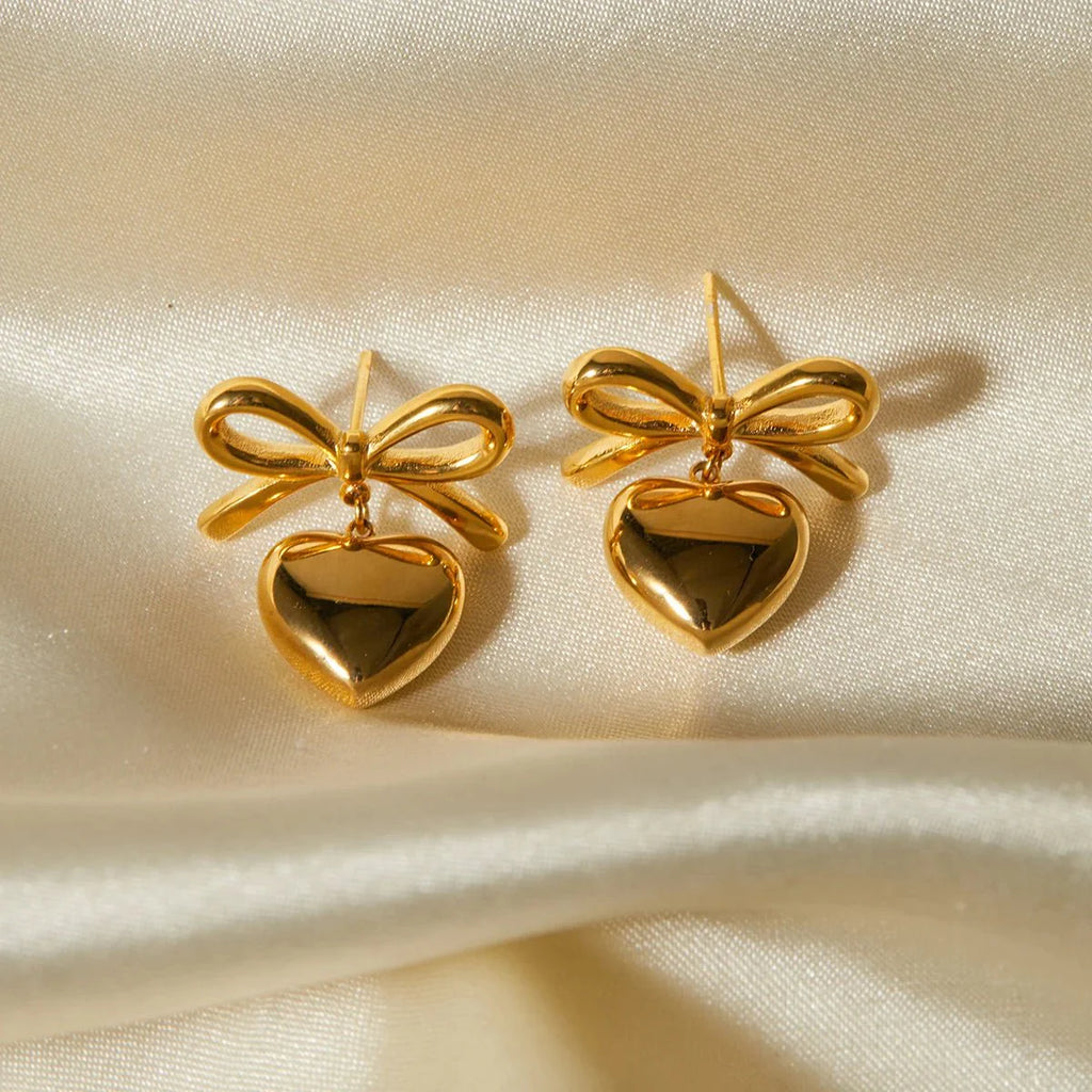 Dainty Bow Heart Earrings - Aryomi