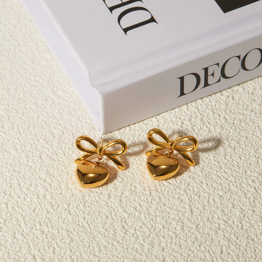 Dainty Bow Heart Earrings - Aryomi