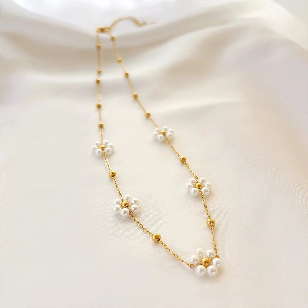 Dainty Daisy Necklace & Bracelets - Aryomi