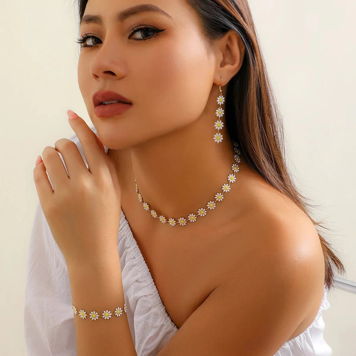 Dainty Floral Daisy Choker Necklace, Bracelet, and Earrings Set - Aryomi