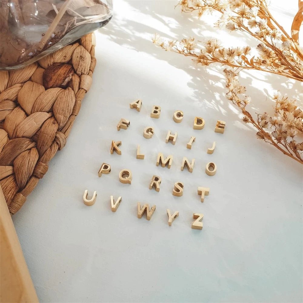 Dainty Heart Letter Initial Necklace - Aryomi