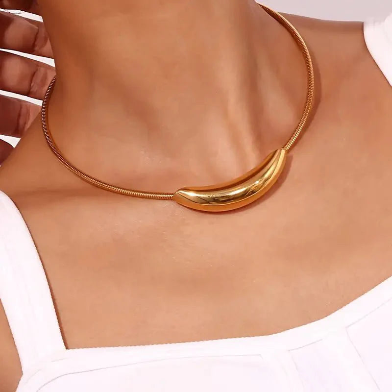 Dainty Modern Curve Choker Necklace - Aryomi