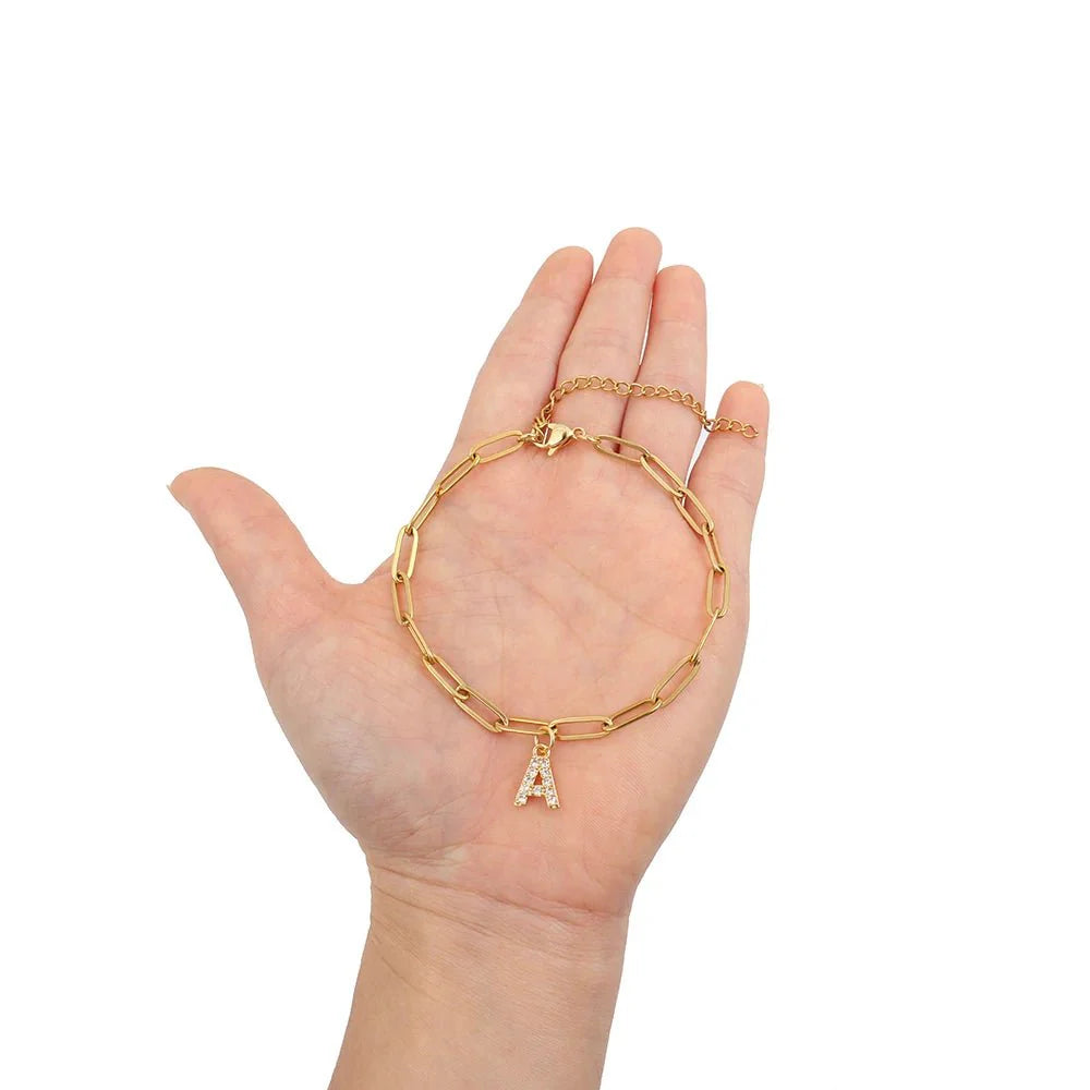 Dainty Paperclip Letter Initial Bracelet - Aryomi
