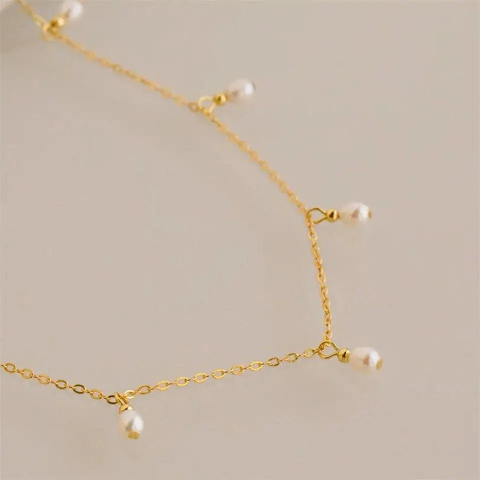 Dainty Pearl Droplets Necklace - Aryomi