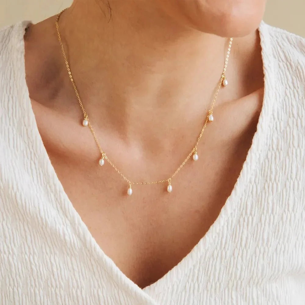 Dainty Pearl Droplets Necklace - Aryomi