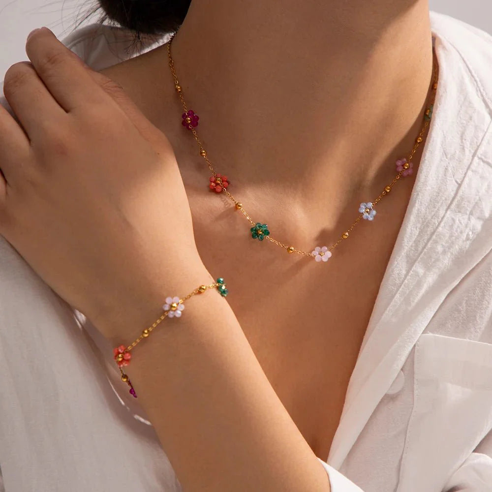 Dainty Spring Floral Bracelet and Necklace - Aryomi