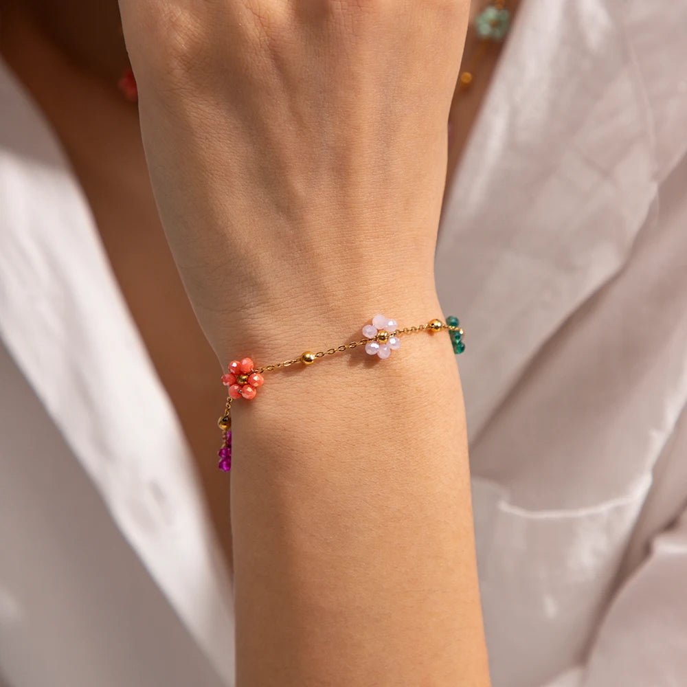 Dainty Spring Floral Bracelet and Necklace - Aryomi