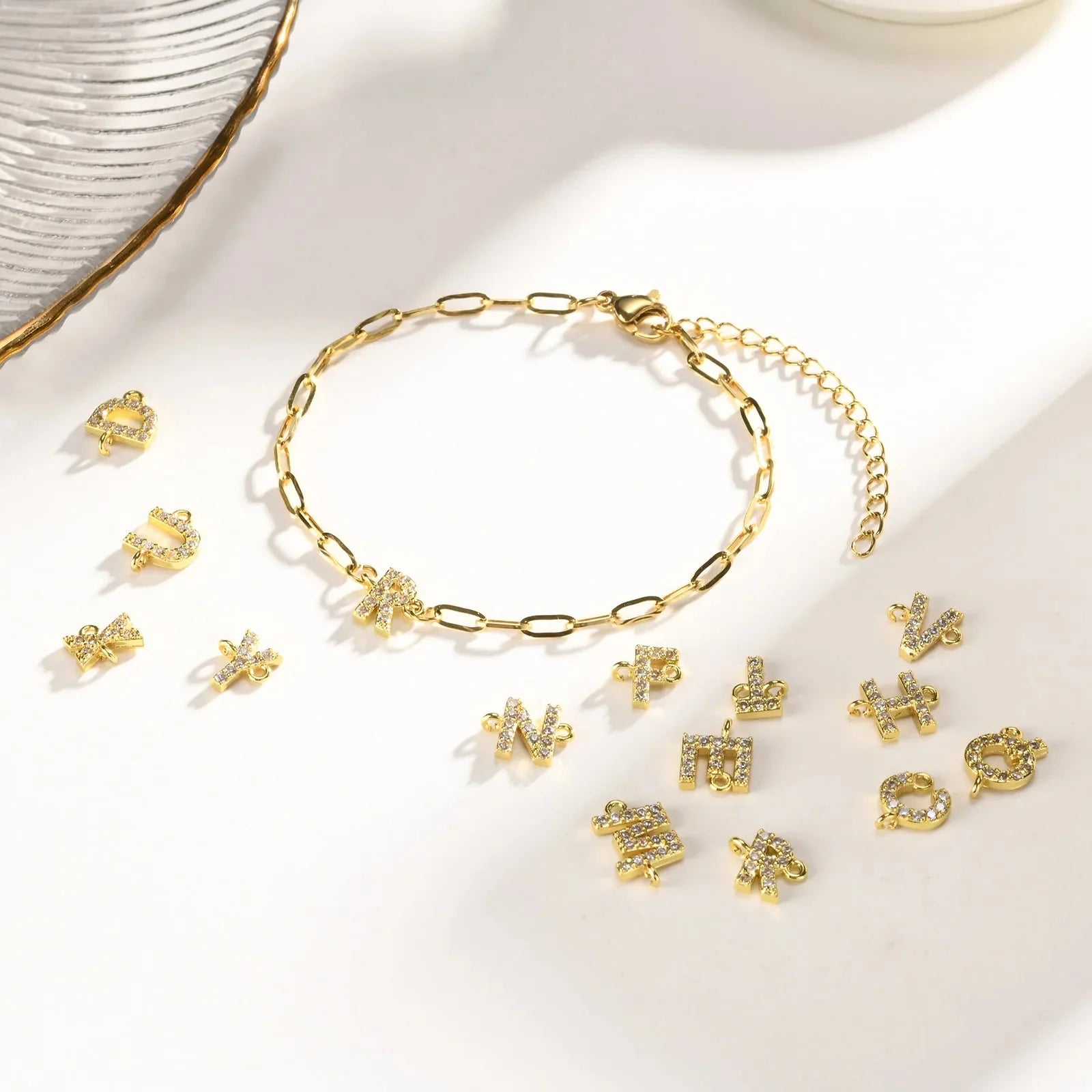 Dainty Thin Paperclip Letter Initial Bracelet - Aryomi