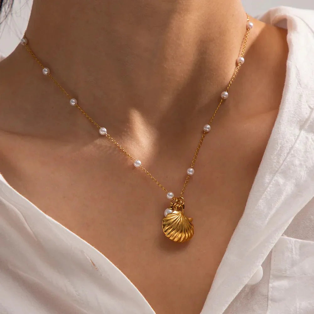 Elegant Dainty Spaced Pearl Seashell Necklace - Aryomi