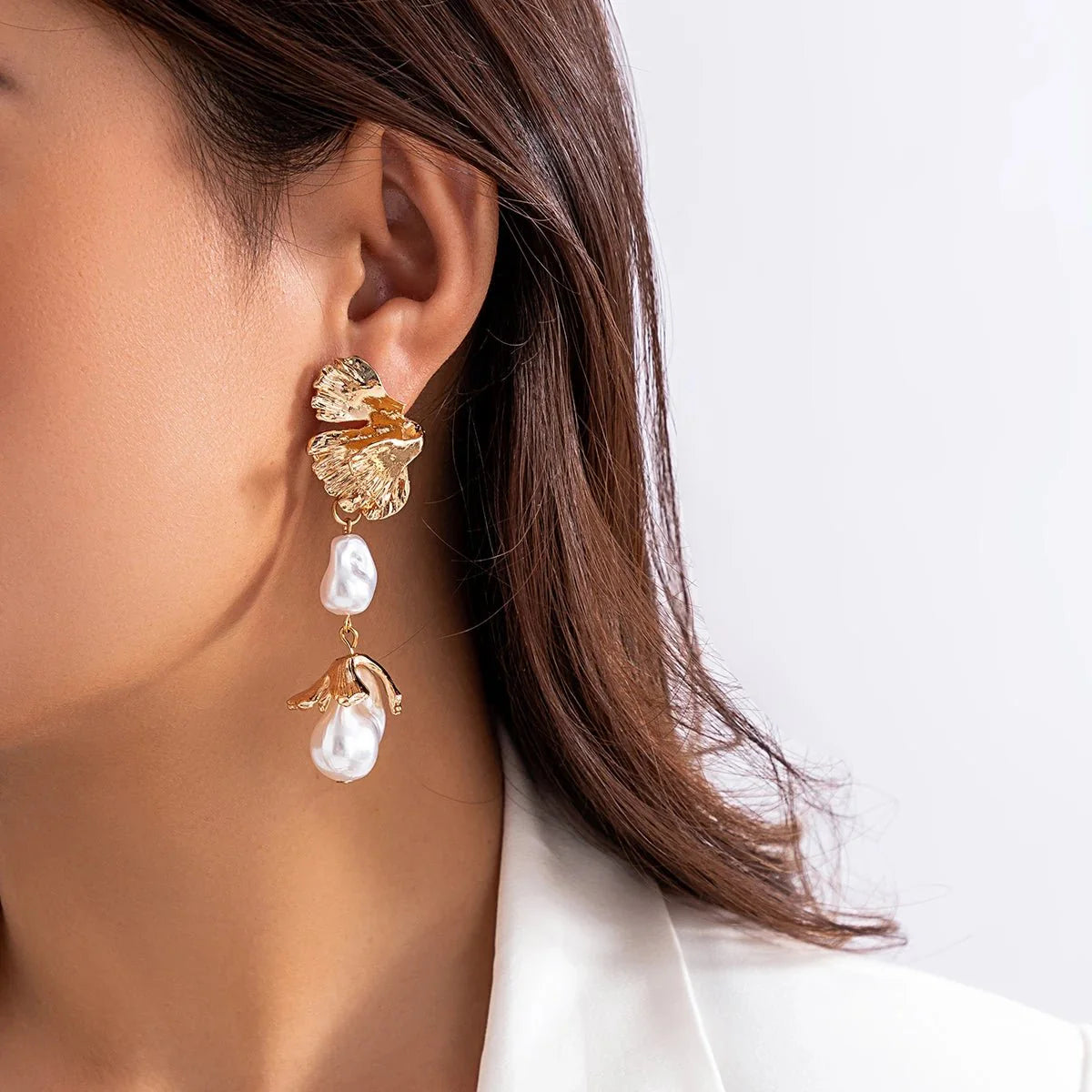 Floral Pearl Blooming Earrings - Aryomi