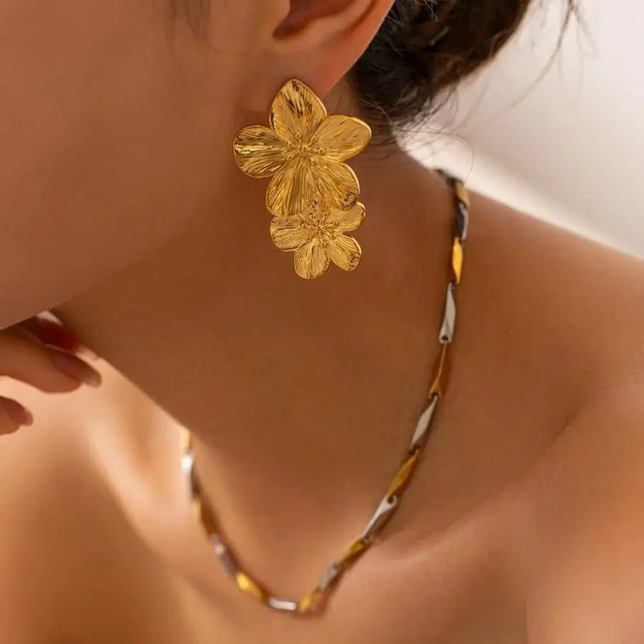Layered Hibiscus Flower Floral Earrings - Aryomi