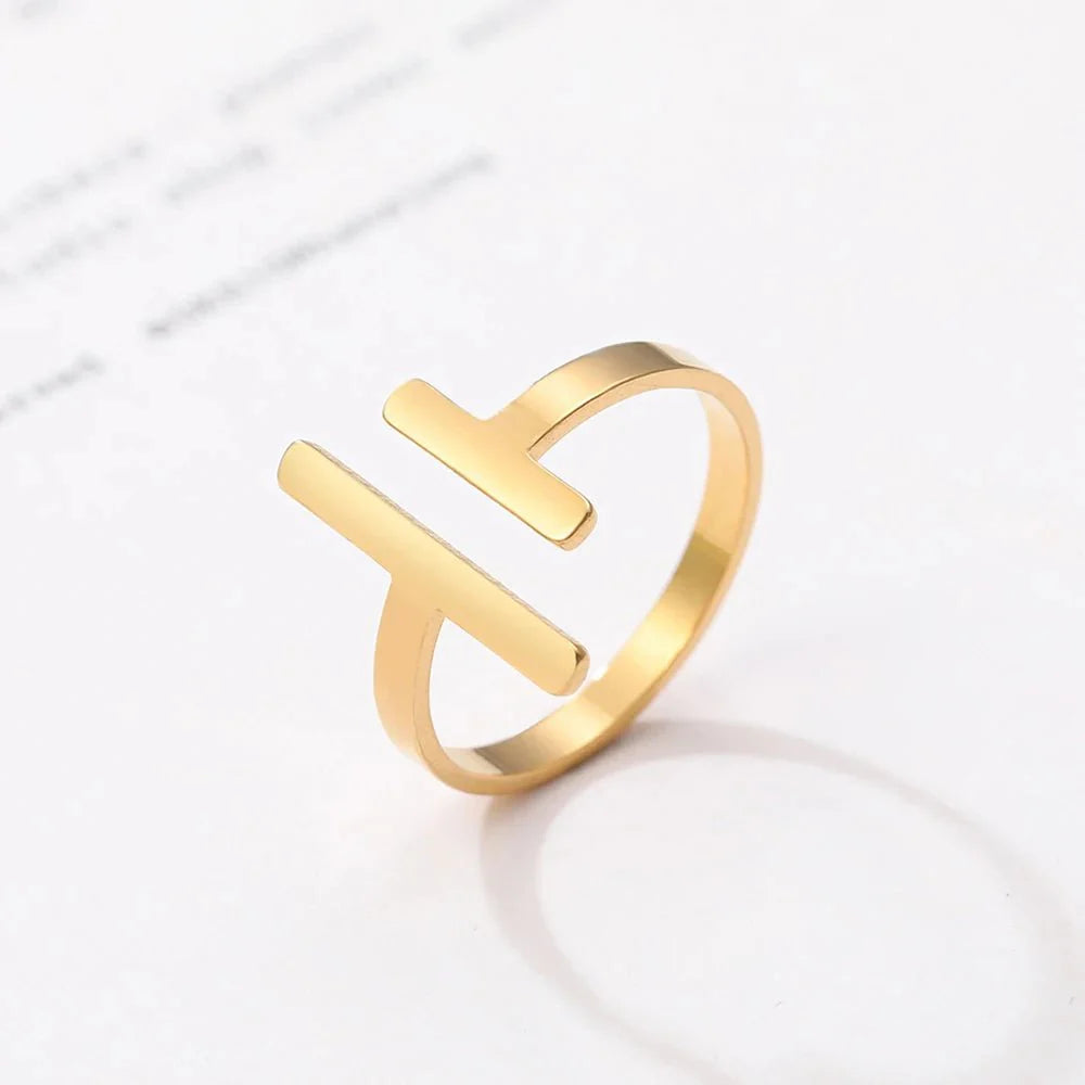 Minimal Adjustable Asymmetric Open Bar Ring - Aryomi