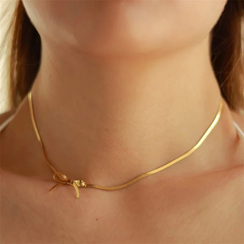Romantic Dainty Bow Necklace - Aryomi