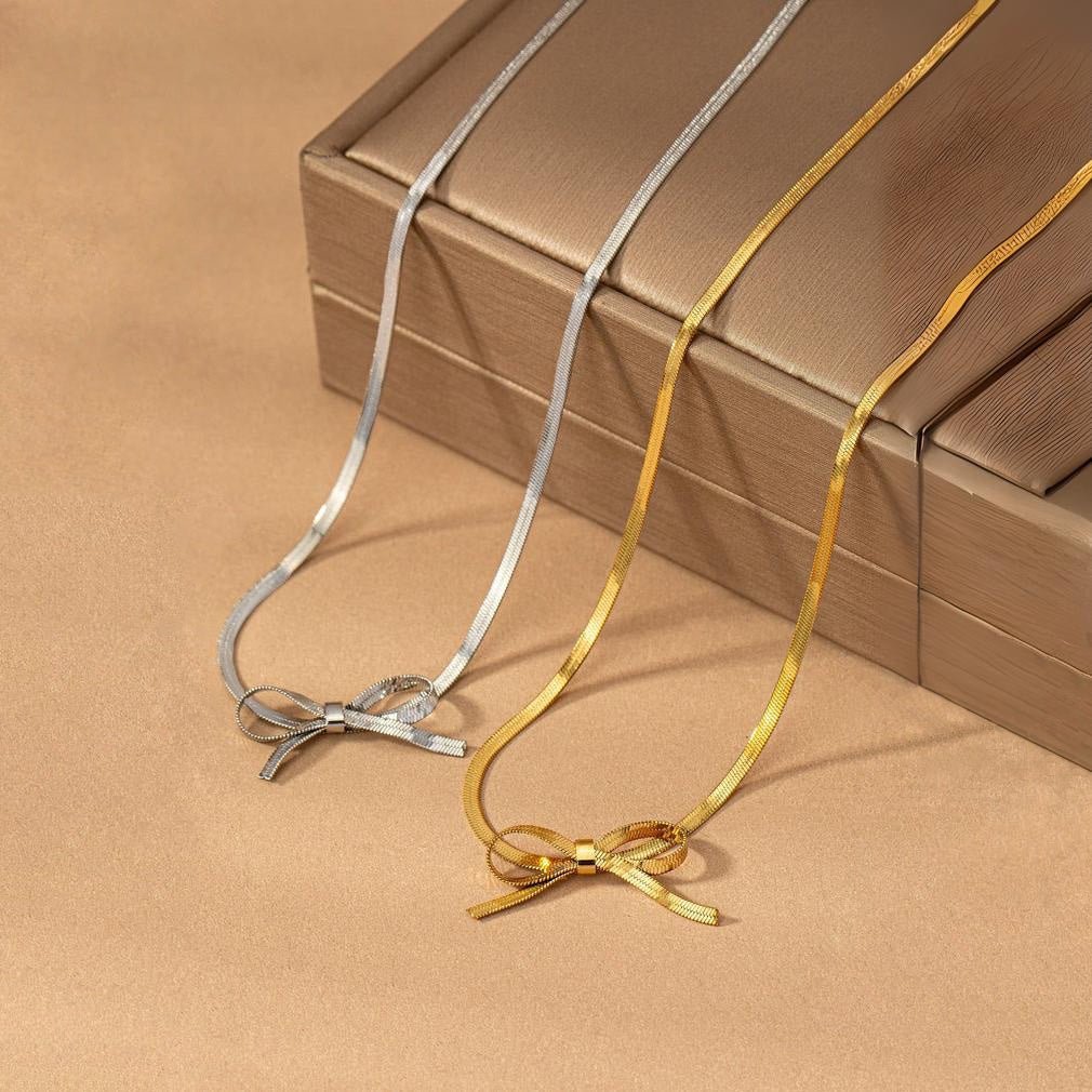 Romantic Dainty Bow Necklace - Aryomi
