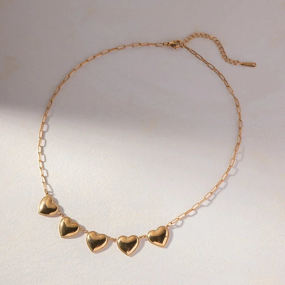 Romantic Five Heart Pendant Necklace - Aryomi
