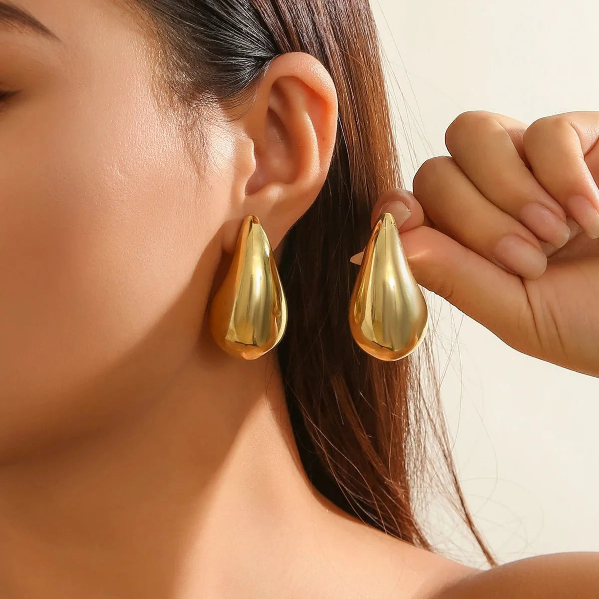 Statement Water Drop Earrings - Aryomi