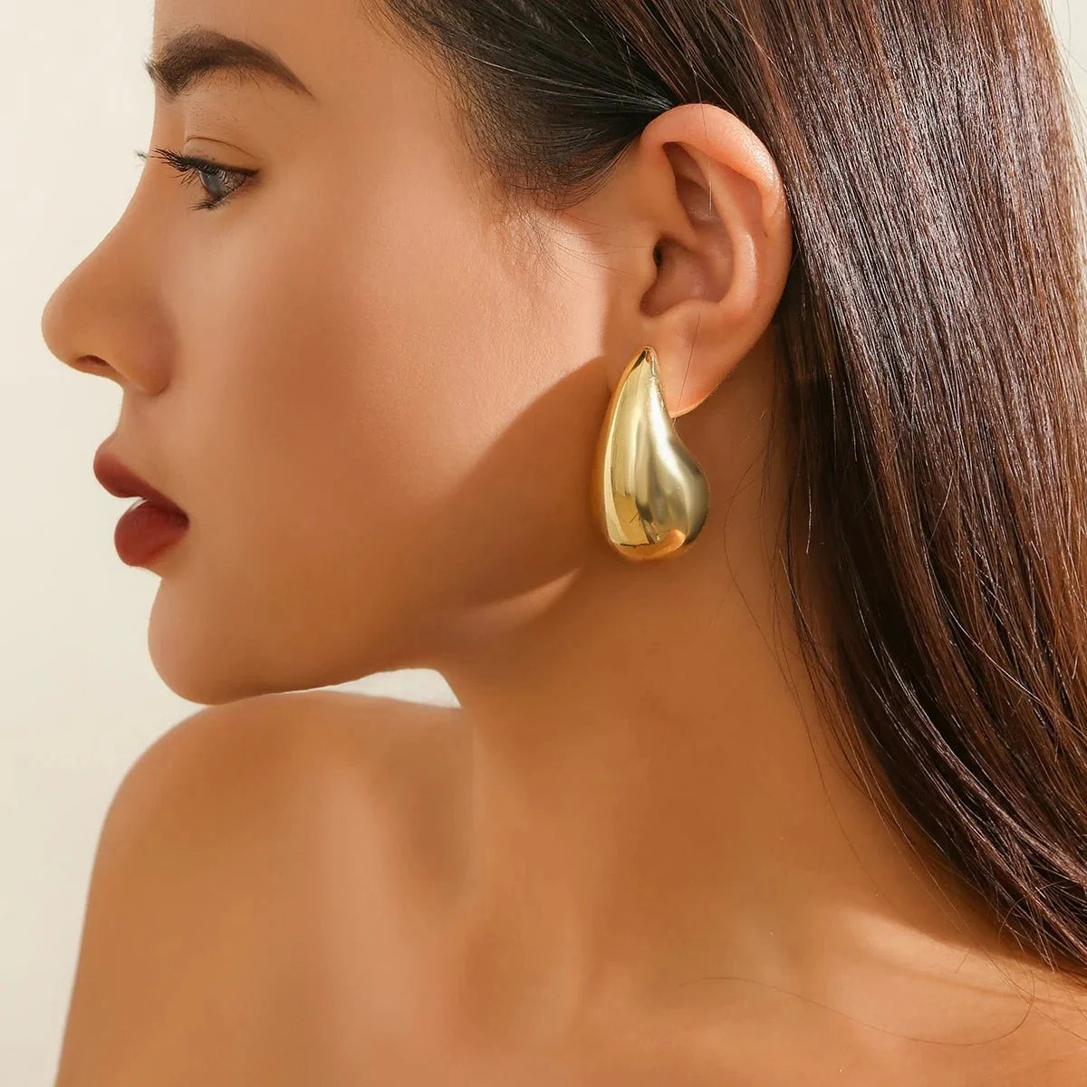 Statement Water Drop Earrings - Aryomi